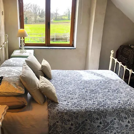 Le Petit Donjon At Chateau Mareuil Appartement Brigueuil-le-Chantre