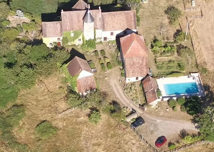 Le Petit Donjon At Chateau Mareuil Апартаменты *