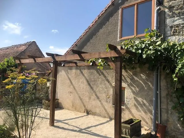 Le Petit Donjon At Chateau Mareuil Апартаменты