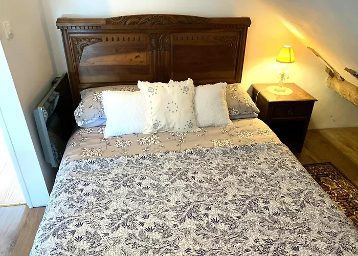 Le Petit Donjon At Chateau Mareuil Апартаменты *