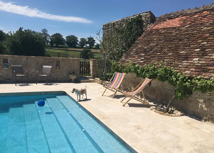 Апартаменты Le Petit Donjon At Chateau Mareuil Brigueil-le-Chantre